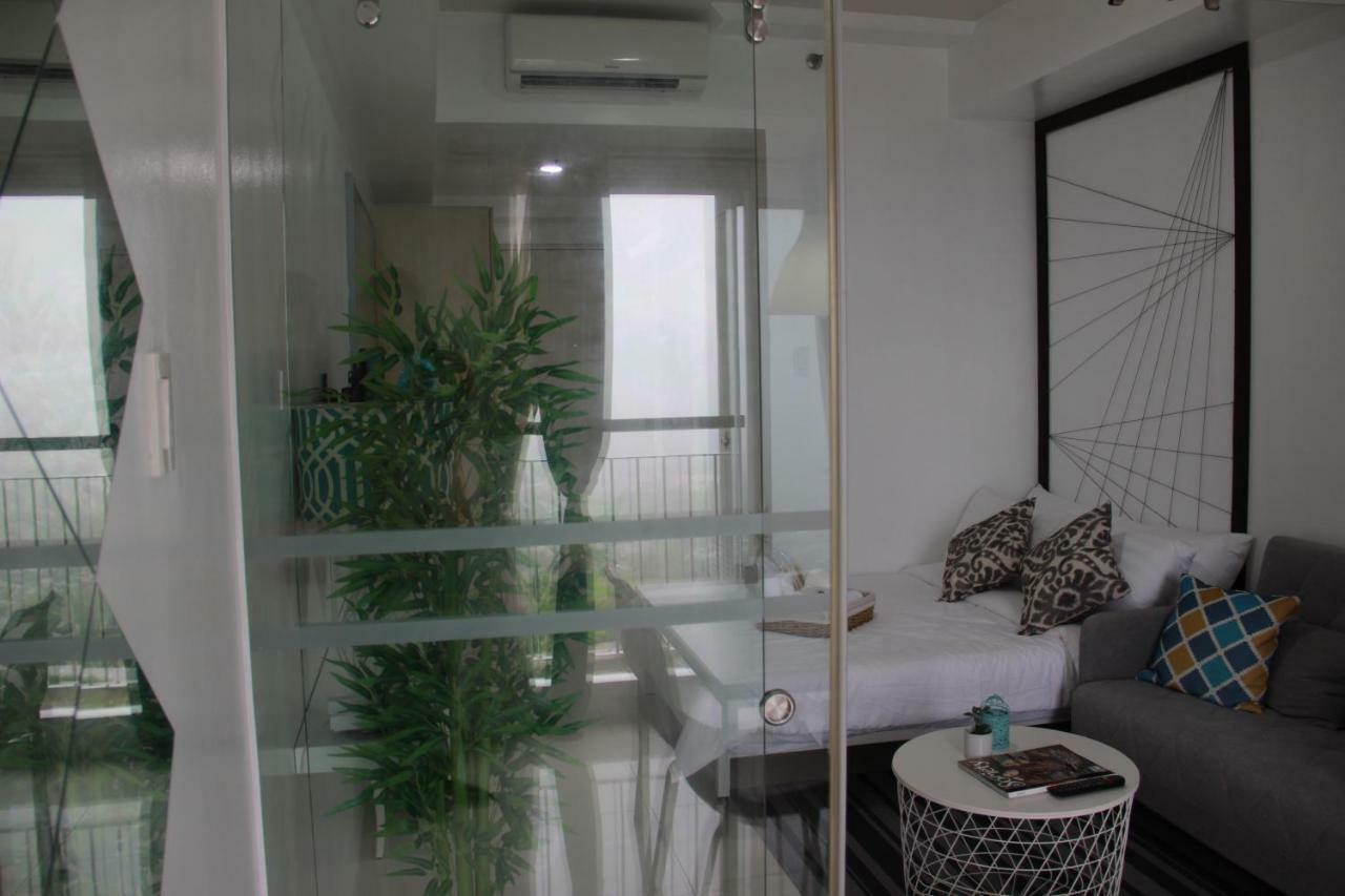 Smdc Wind Residences Tagaytay With Balcony 19Th Floor Tagaytay City ภายนอก รูปภาพ